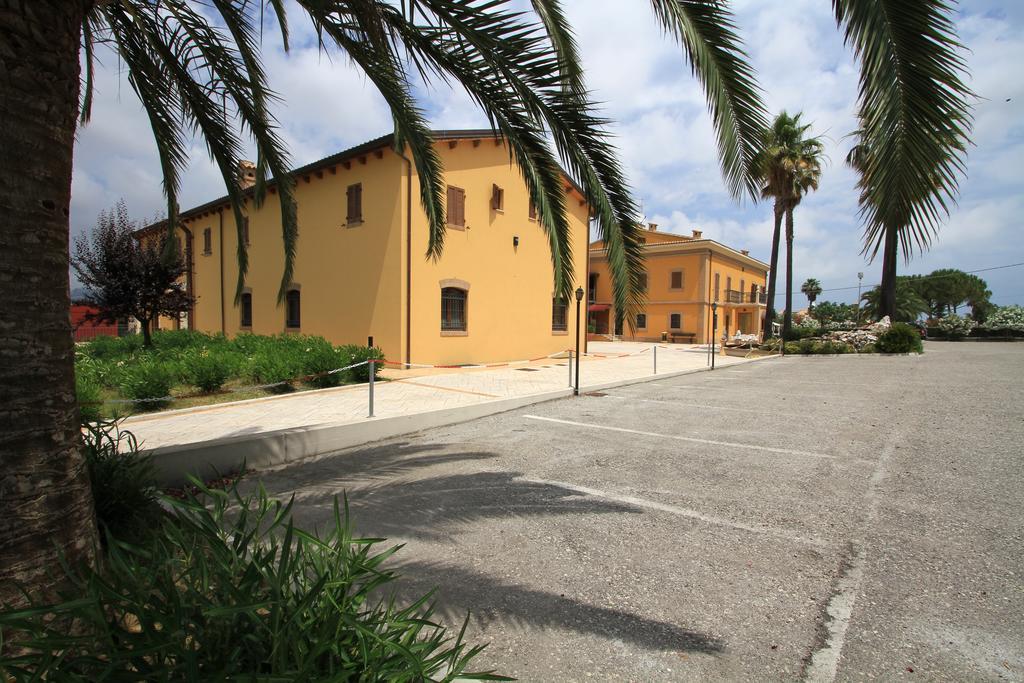 Country House Il Ponte Алба Адриатика Екстериор снимка