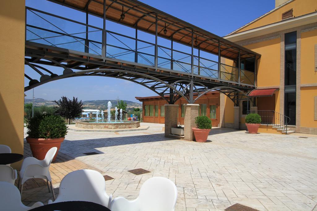 Country House Il Ponte Алба Адриатика Екстериор снимка